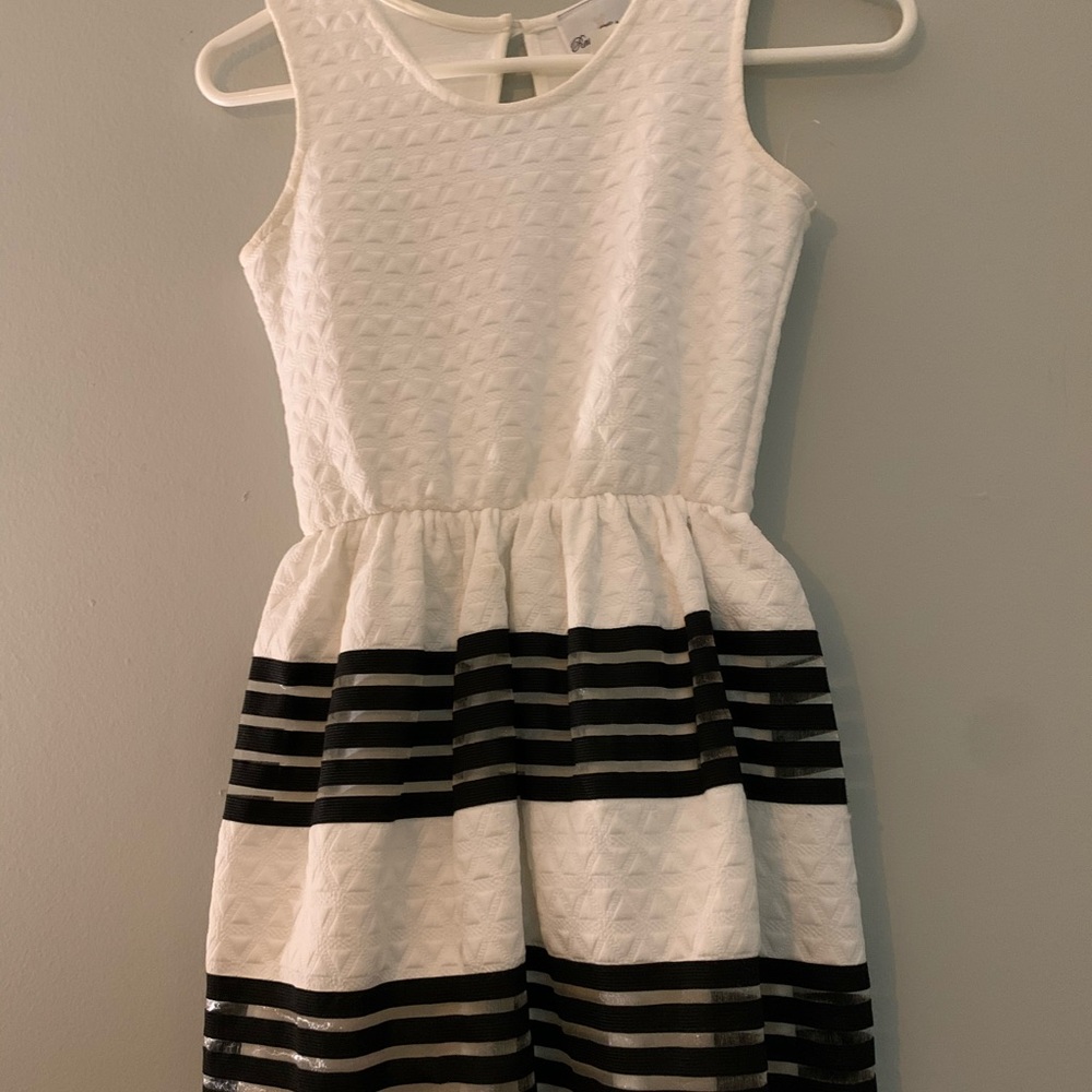 Girls’ Formal Dress